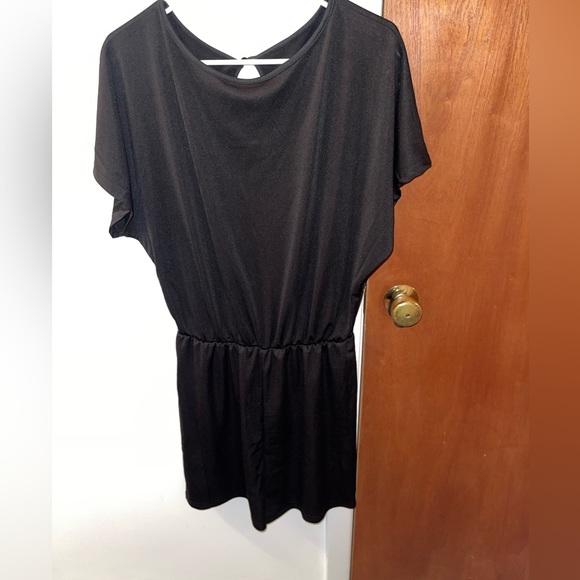 Black size medium romper - Picture 3 of 8